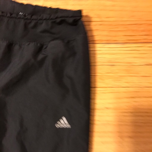 Adidas fine material wind and water joggers S - Picture 2 of 4